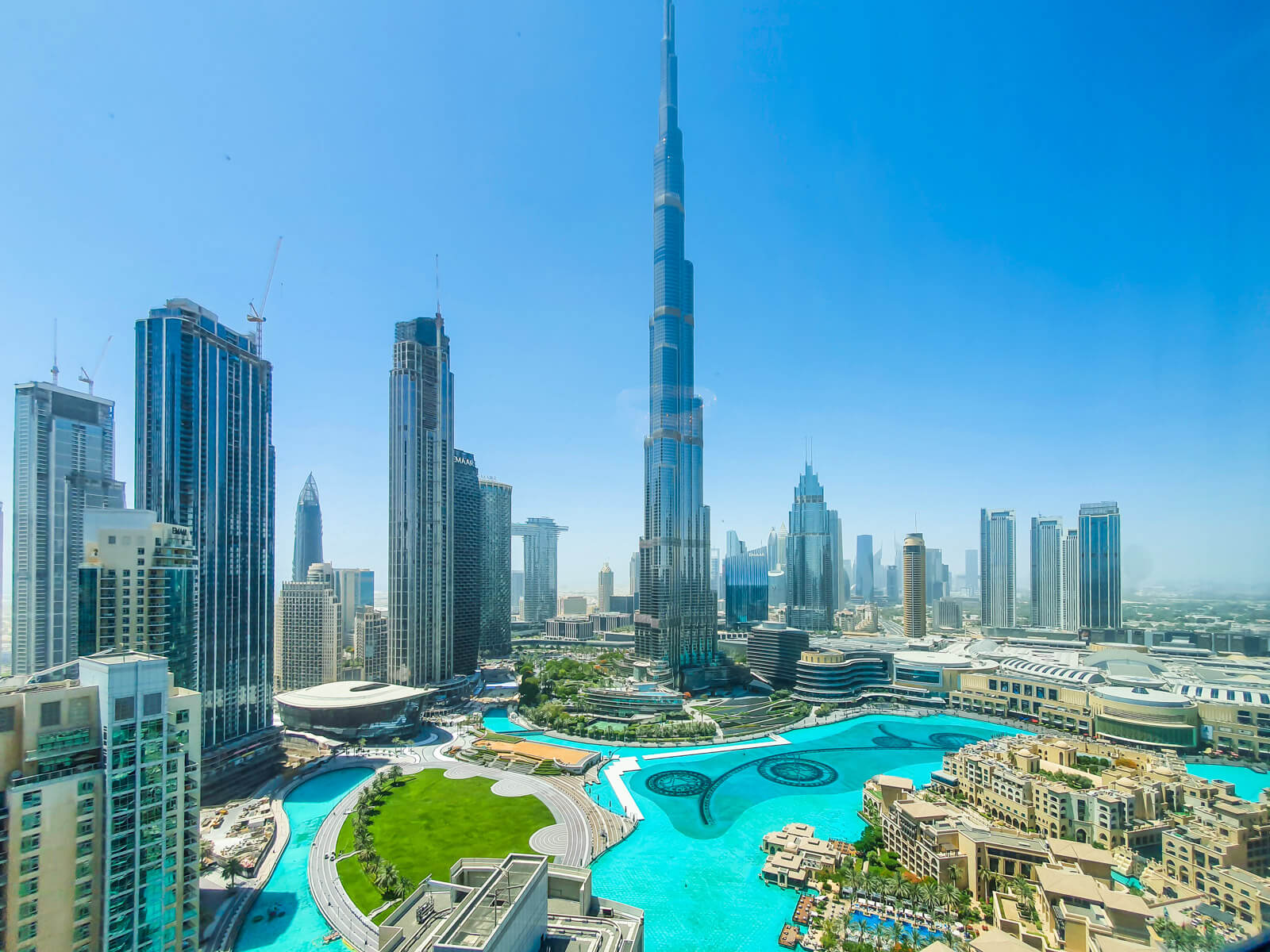 2 bedroom apartment in Downtown Dubai with unobstructed views of Burj Khalifa and a stylish design