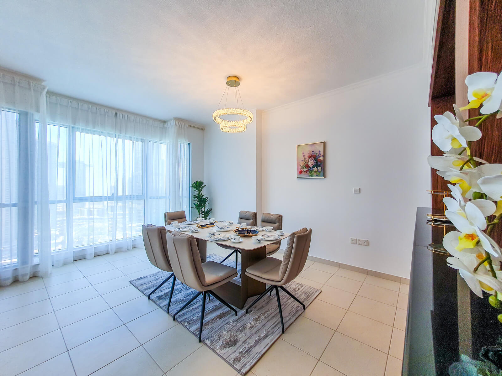 Stylish 2 bedroom apartment with panoramic Burj Khalifa views in the heart of Downtown Dubai.