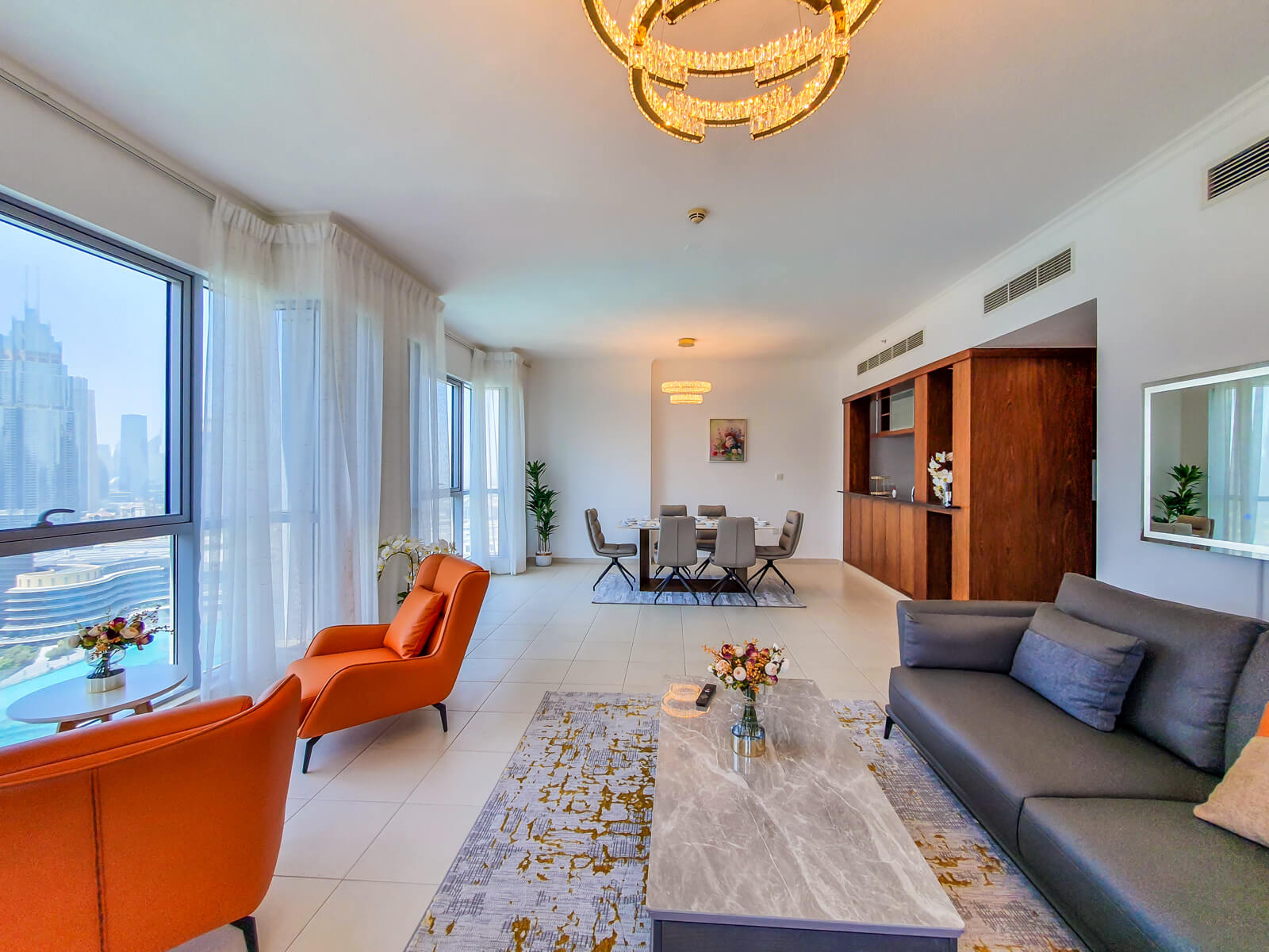 Elegant 2 bedroom apartment in Downtown Dubai offering spectacular views of the iconic Burj Khalifa