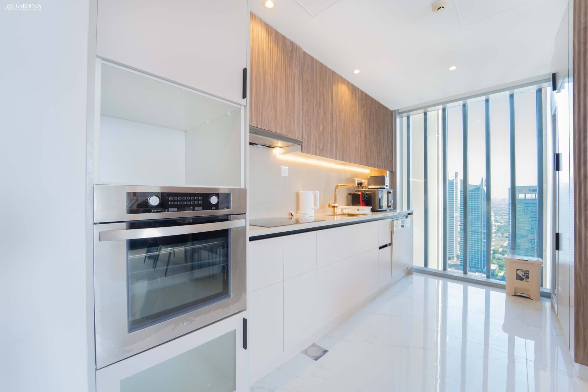 Upscale 1 bedroom apartment at Address Marina JW Marriott with stylish furnishings and panoramic views of Dubai Marina